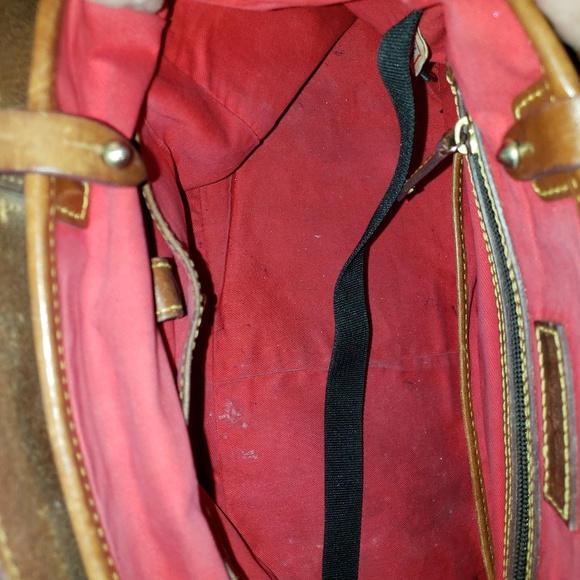 Handbags - Picture 5 of 7